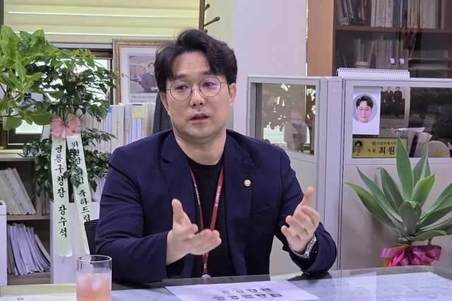[기획 인터뷰] 수원특례시의회 최원용 의회운영위원장, "정쟁을 넘고 시민의 뜻을 담는 의회를"
