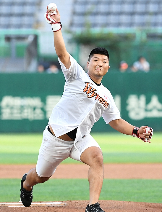 사진=유튜브 캡쳐 사진=유튜브 캡쳐