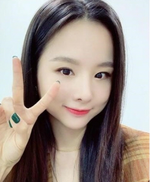 사진=솔지 SNS 사진=솔지 SNS