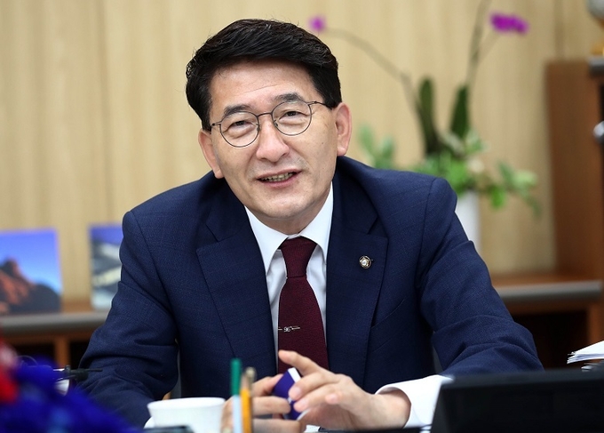 김기정 수원특례시의회 의장 ⓒ뉴스라이트