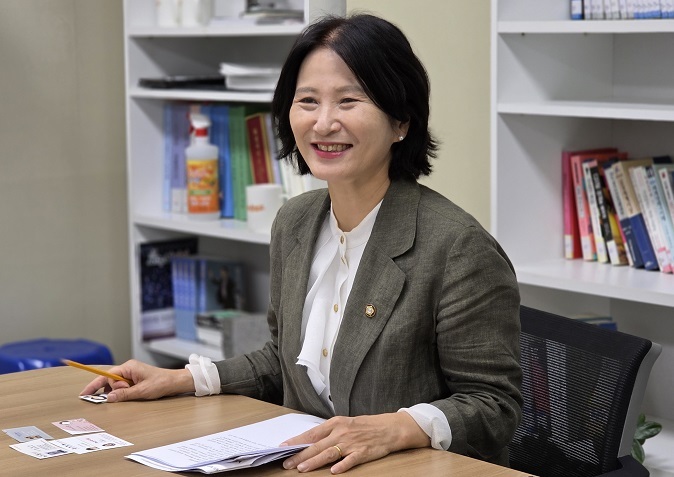 화성특례시의회 배현경 의원(더불어민주당 / 봉담병, 기배동, 화산동) @홍재언론인협회