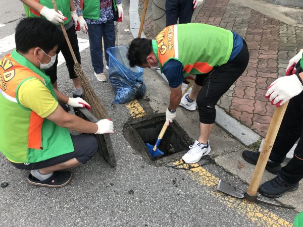 평택시 통복동 자율방재단, 태풍대비 취약지역 예찰활동 펼쳐 ⓒ뉴스라이트