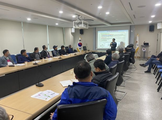 안성시농업기술센터, IoT 농기계 교통안전 시범사업 교육 실시