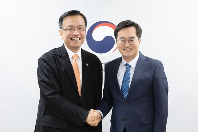 20일 오후 정부서울청사에서 김동연 경기도지사가 최상목 경제부총리와 간담회를 가졌다.
