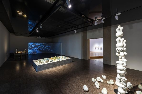 “경기도자비엔날레 전시, 학술, 뮤지엄 콘서트 등 다양한 프로그램 참여하세요”