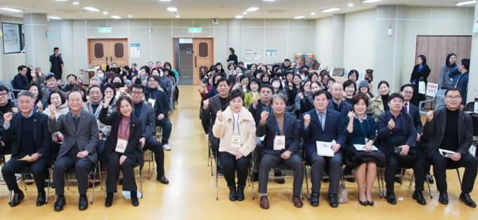 광명문화원은 지난 22일 오리서원 대강당에서 제34차 정기총회를 개최했다.