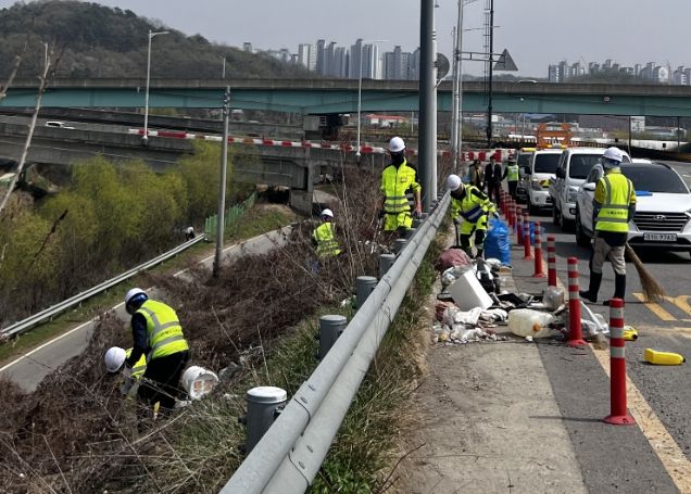 클린김포의 날 대청소 모습