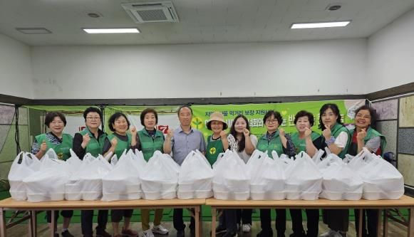 행복 반찬 나누는 안성시 안성3동 새마을부녀회