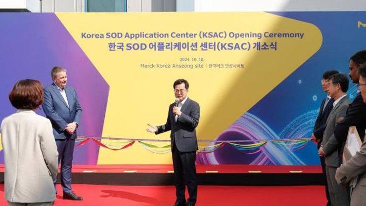 김동연 경기도지사, 지구 5바퀴 비행하며 100조 투자 유치