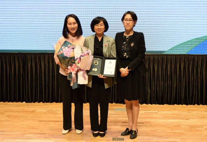 평택시가족센터 '외국인정착지원 유공' 행정안전부장관상, '다문화가족지원 유공' 경기도지사상 수상