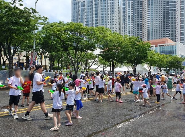 물총 싸움 이벤트 ‘세기의혈전’