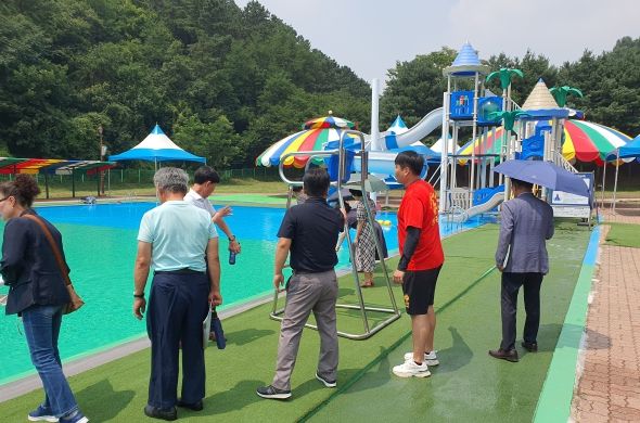 평택시 시민명예감사관, 관내 물놀이장 안전점검 실시