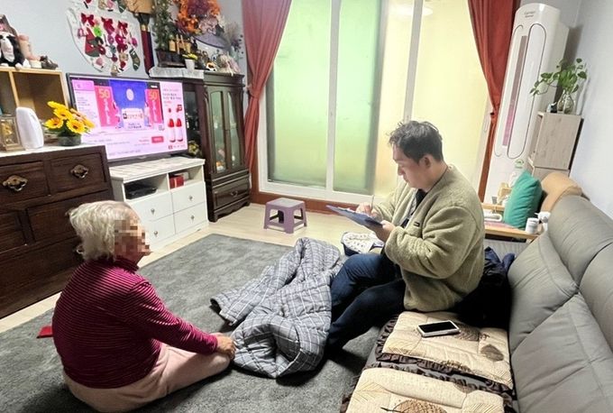 동백3동 말벗서비스와 치매예방 놀이