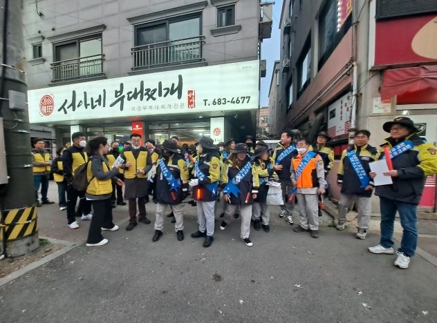 평택시 포승읍 여성, 남성 의용소방대와 함께 포승읍 청소년지도위원회 연합 캠페인 추진