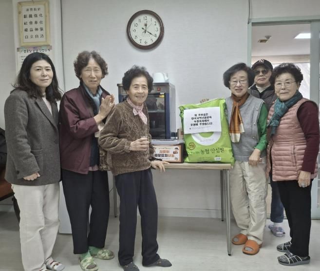 수원시 영통구 영통1동, 경로당 한파쉼터 점검 및 따뜻한 나눔 실천으로 어르신들의 겨울나기 지원