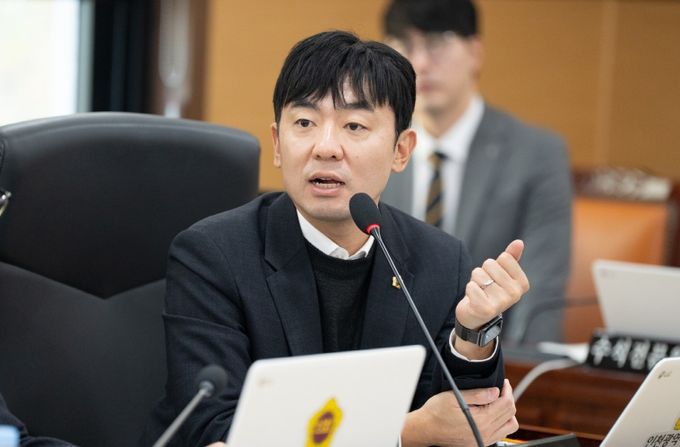 인천시의회 신성영 의원, 공항고속도로·인천대교 통행료 지원 3년 연장