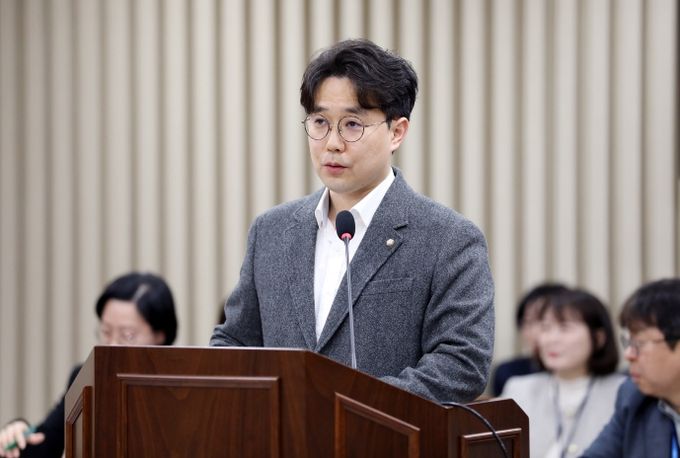 수원특례시의회 기획경제위원회 최원용 의원