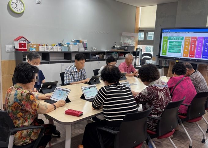 송탄치매안심센터, 인지 강화 프로그램 ‘기억채움교실’ 1기 운영