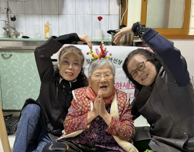 수원시 권선구 세류1동 지역사회보장협의체, ‘찾아가는 홀몸어르신 생신상’ 사업 본격 추진